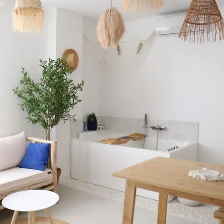 Loveroom Mykonos Avec Balneotherapie تولون