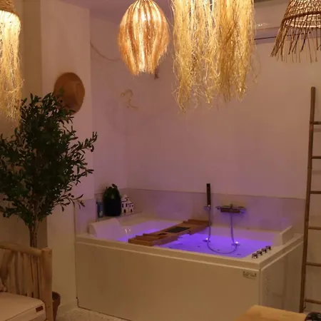 Apartment Loveroom Mykonos Avec Balneotherapie